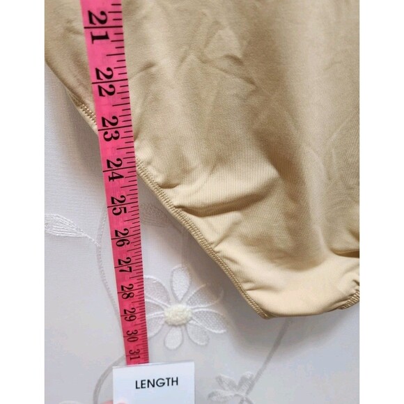 Et Clet Womens Large Beige Bodysuit Stretch Comfy Compression Neutral Minimalist - Picture 14 of 16